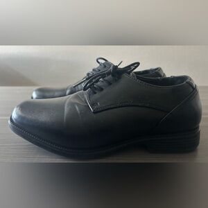 Perry Ellis Classic Black Dress Shoes